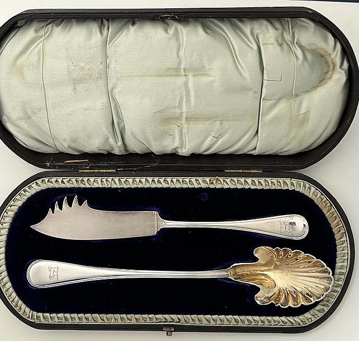 Mappin and Webb sterling cheese set in original fitted box