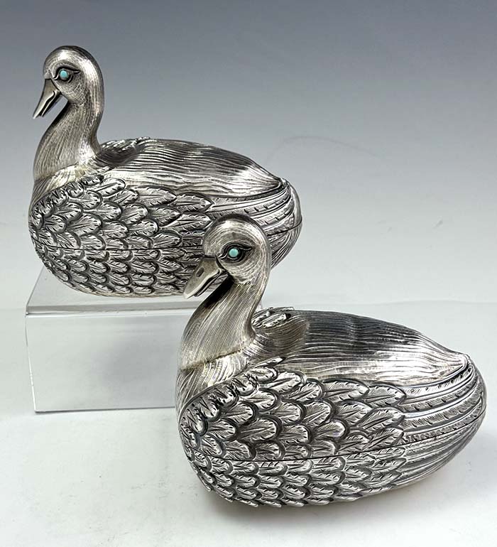 pair of duck shaped boxed by Tane of Mexico