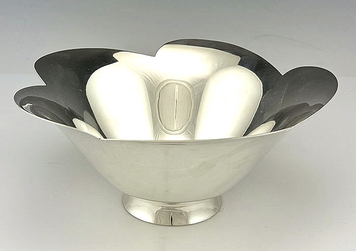 Tiffany tulip shaped bowl sterling silver