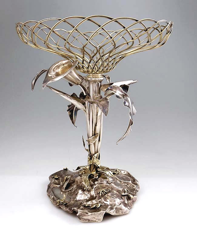 Gorham sterling centerpiece with fruit bowl and naturalistic calla lily and leaves bugs on the base